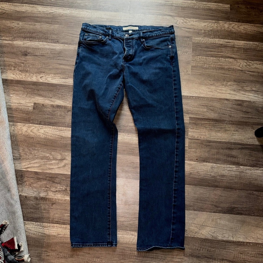 Burberry Brit Mens Straight Leg Jeans Dark Wash Blue Denim Size 36x32
